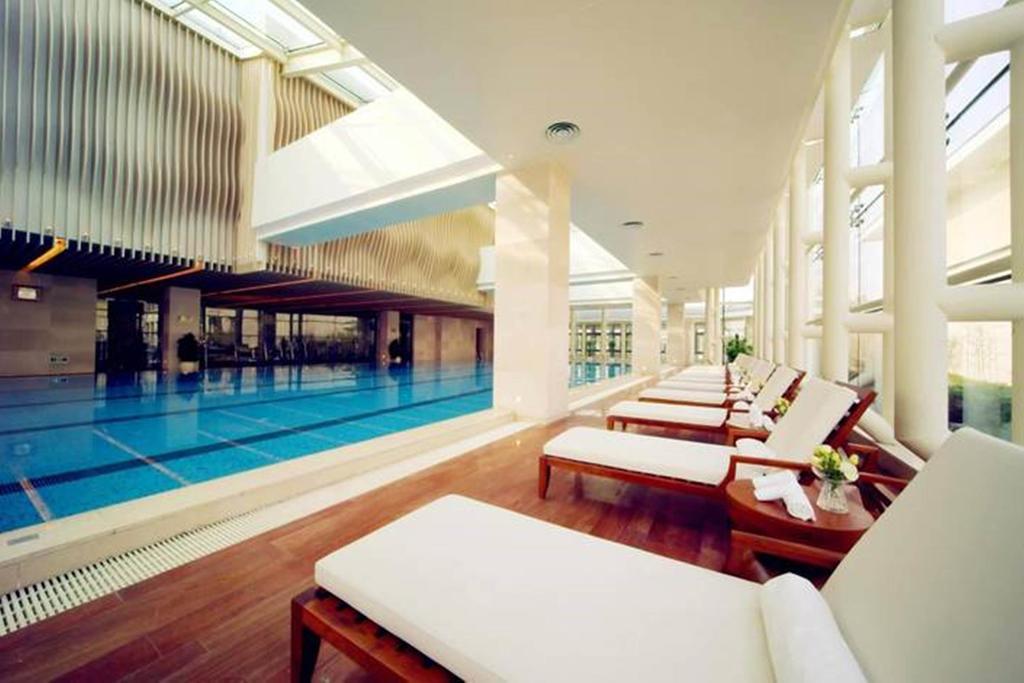 New Century Grand Hotel كايفنغ المظهر الخارجي الصورة
