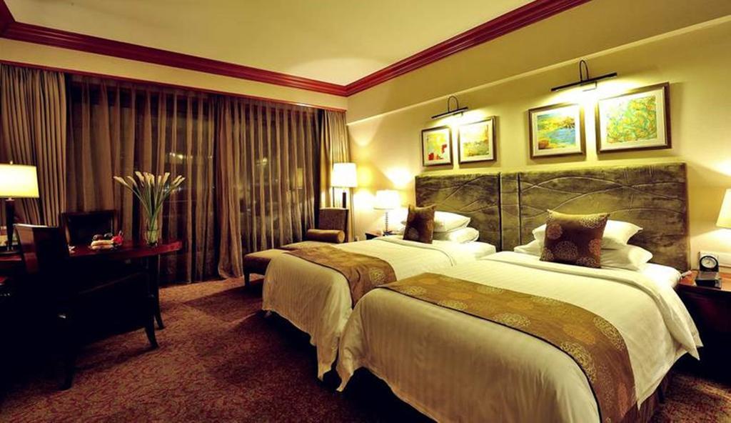 New Century Grand Hotel كايفنغ المظهر الخارجي الصورة