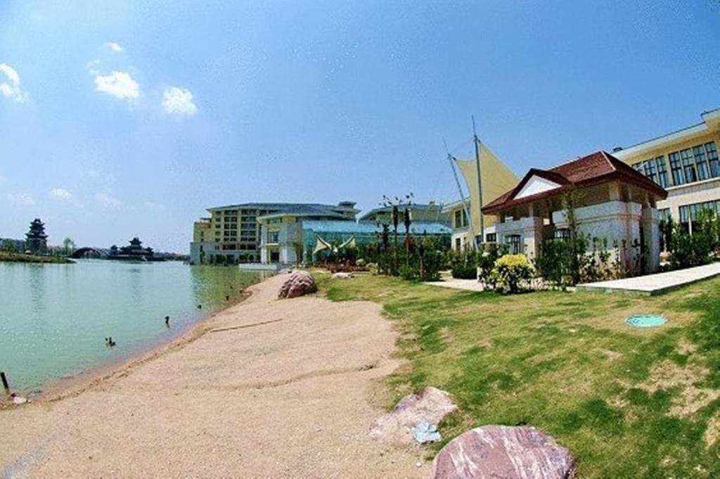 New Century Grand Hotel كايفنغ المظهر الخارجي الصورة