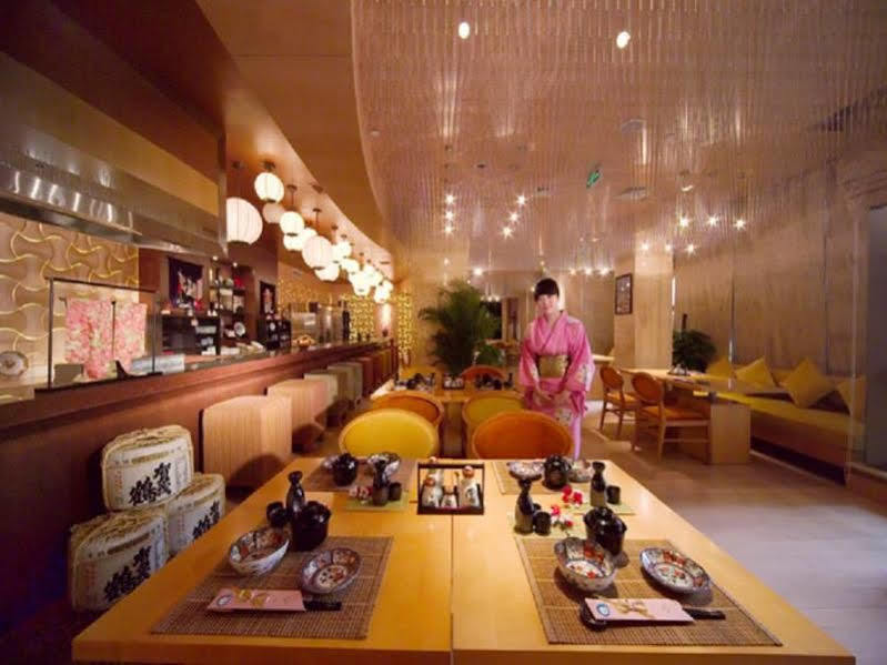 New Century Grand Hotel كايفنغ المظهر الخارجي الصورة